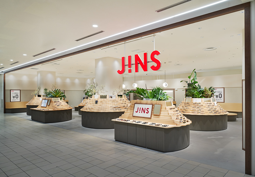 Jins なんばパークス店 株式会社緑演舎 Jins なんばパークス店 株式会社緑演舎